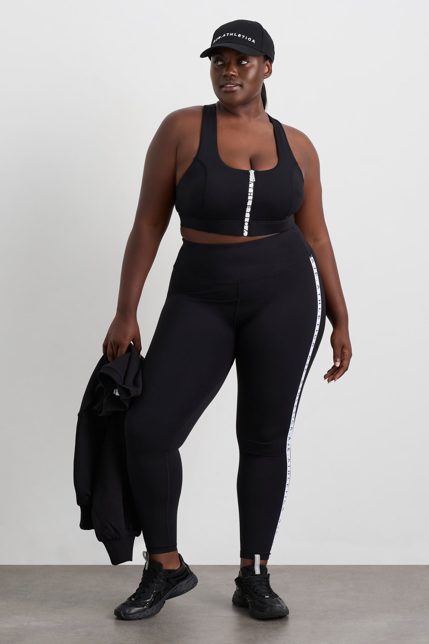 size: 16