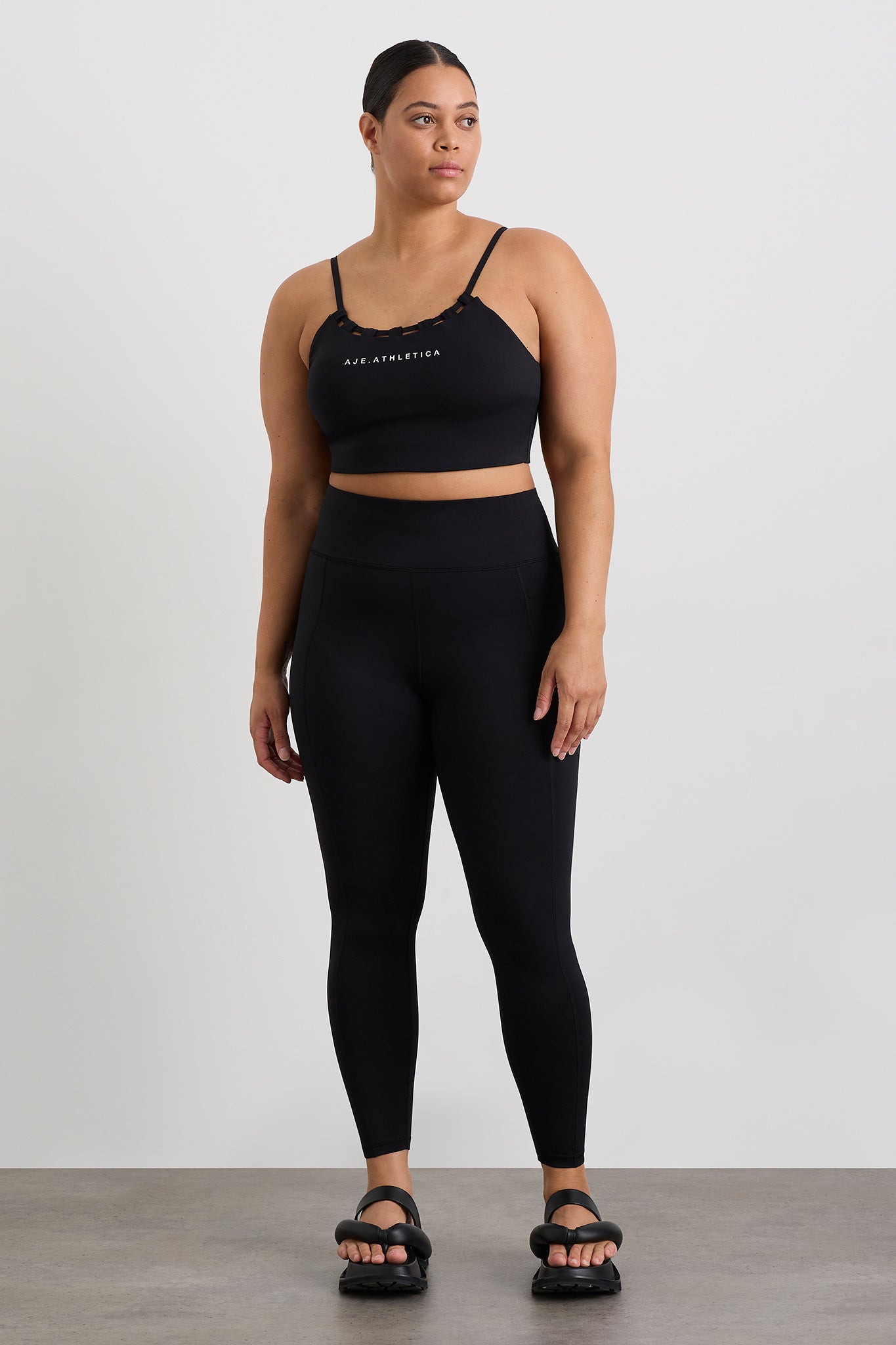 size: 16