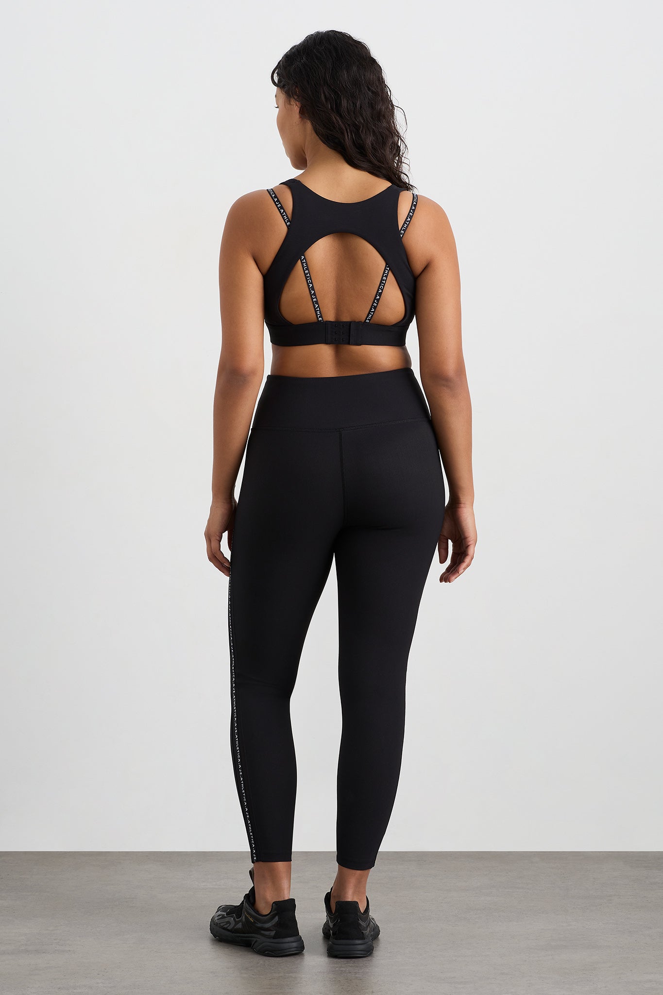 Size: 12