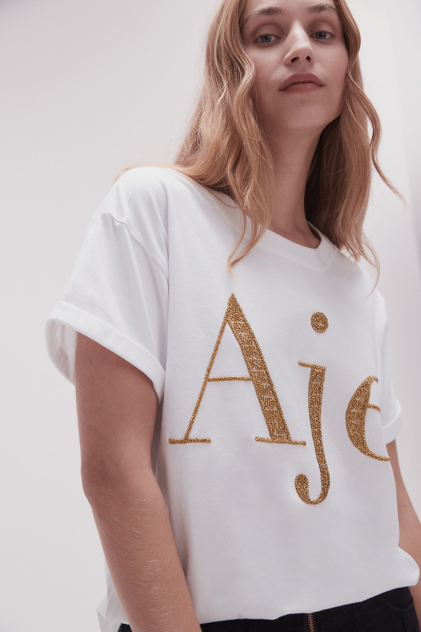 aje white t shirt