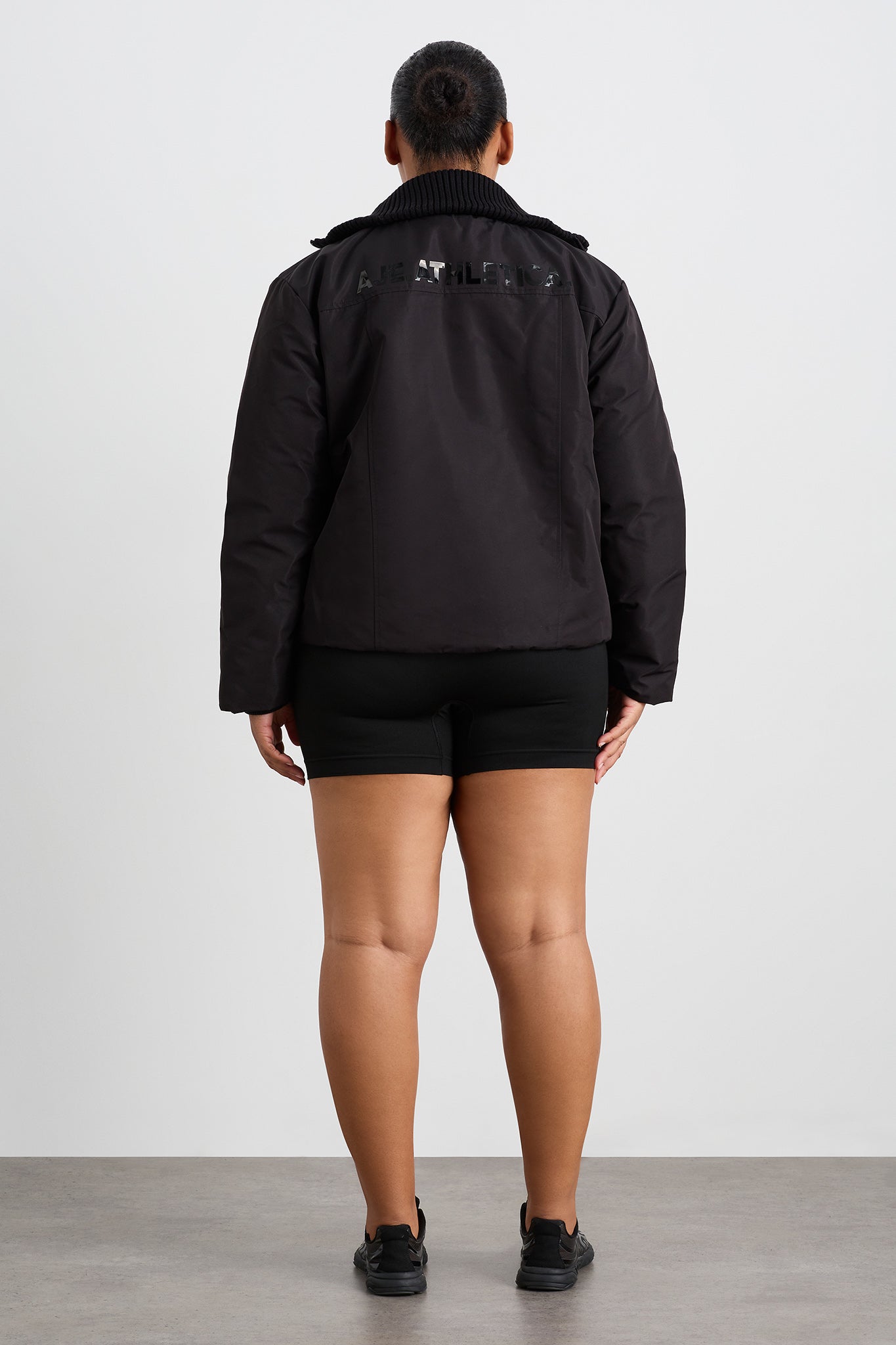 size: 16