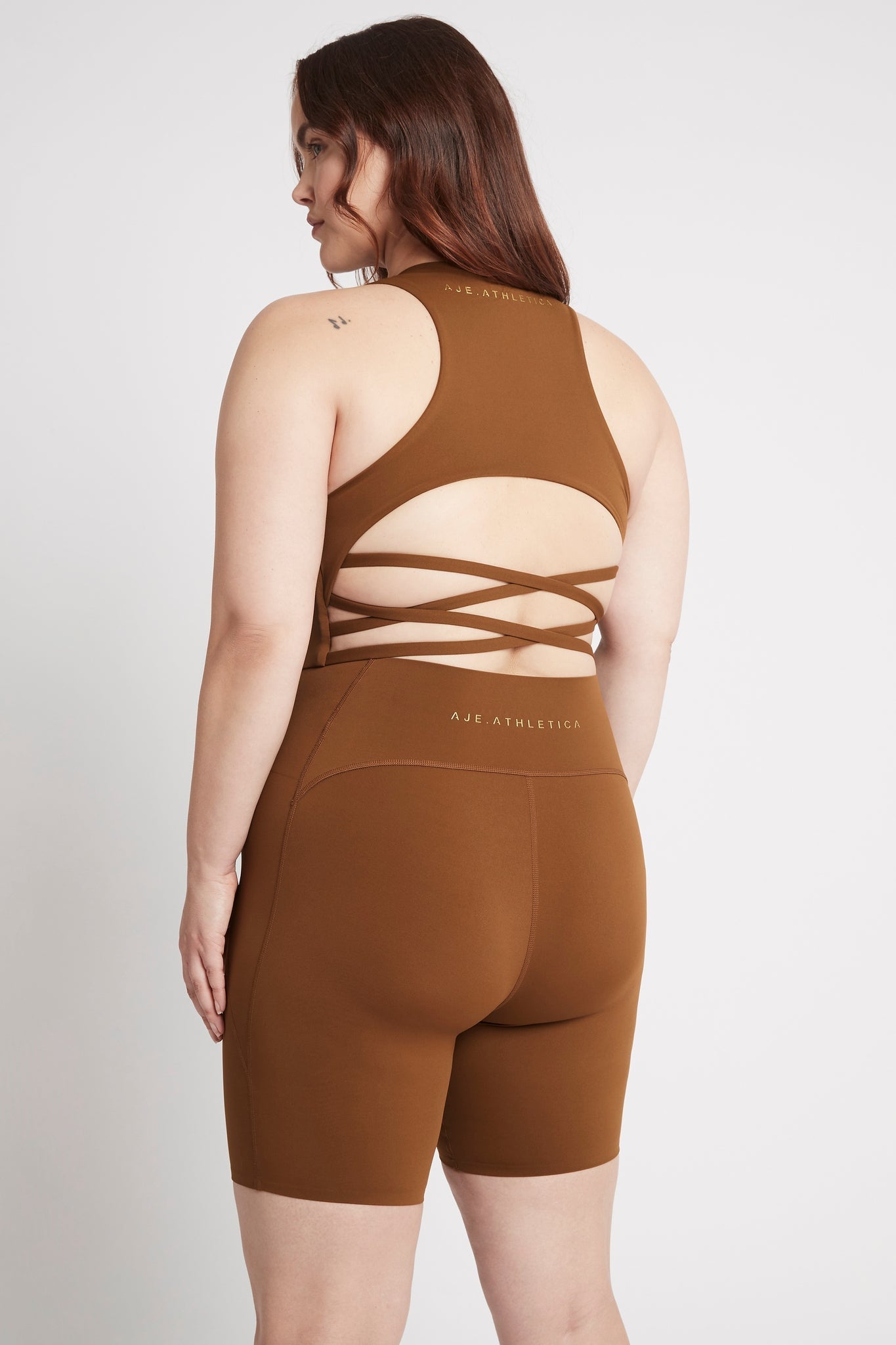 size: 16