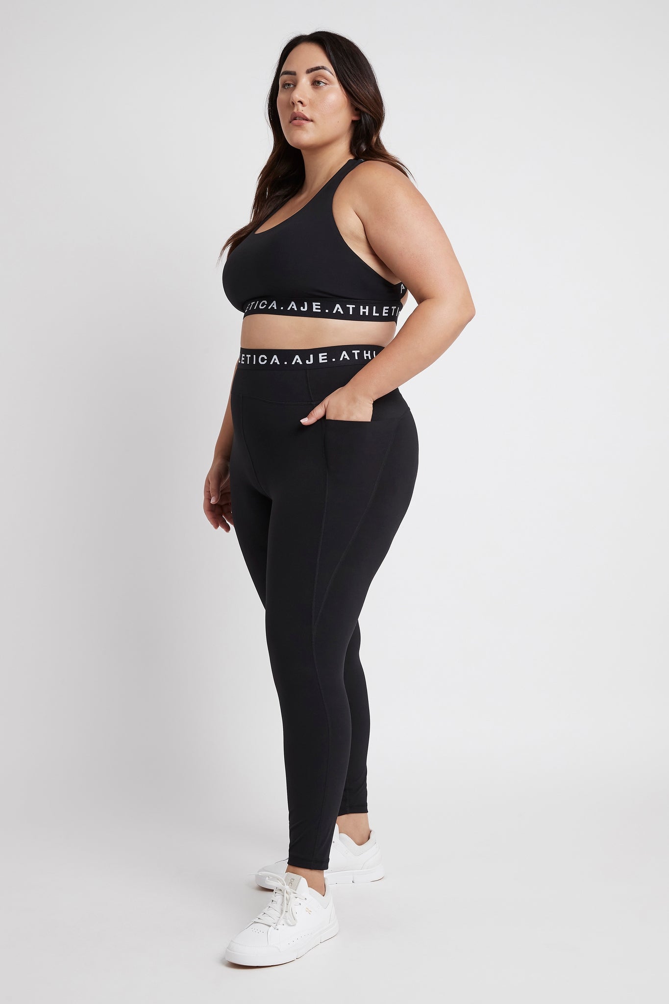 size: 16