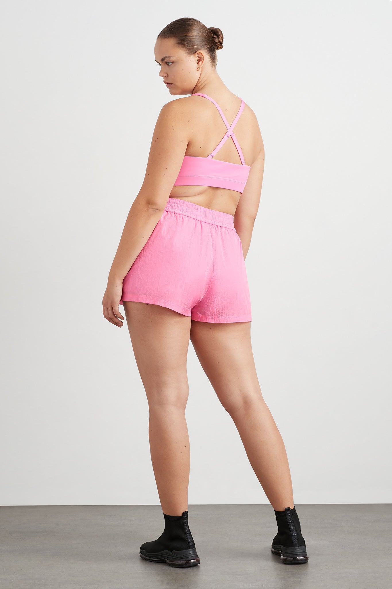 size: 16