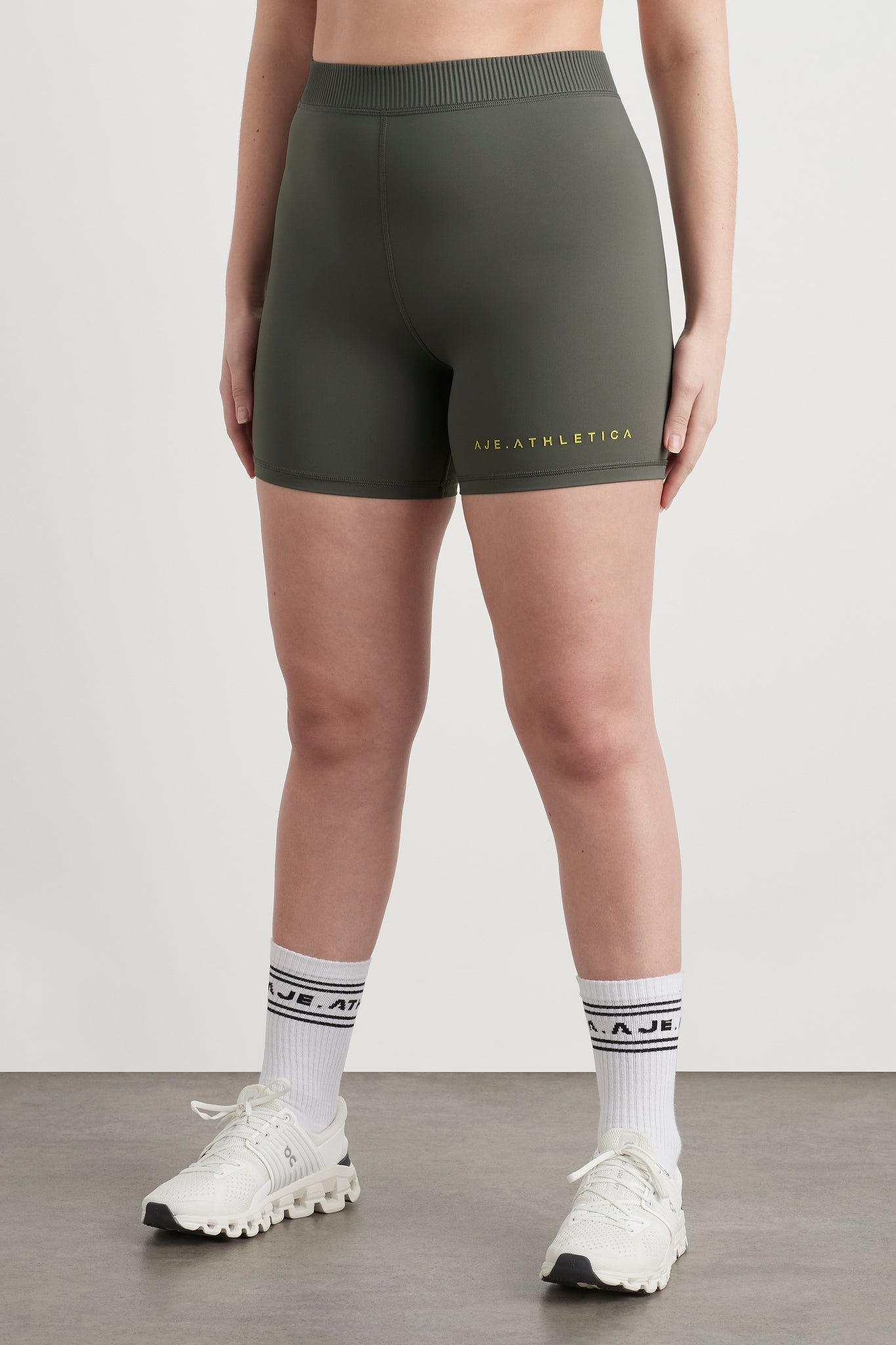 Size: 12